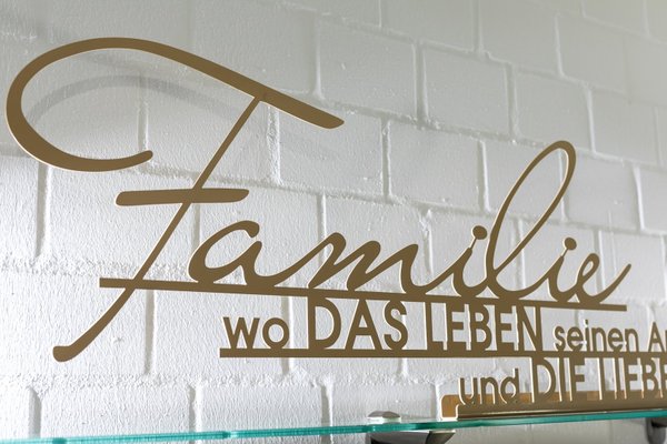 Schriftzug "Familie"